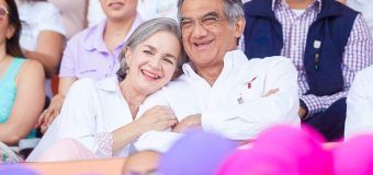 El gobernador Américo Villarreal y la presidenta del Sistema DIF Tamaulipas la Dra. María de Villarreal.