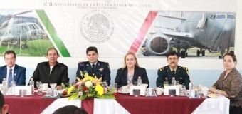 Presente Alma Laura Amparán en ceremonia del 103 aniversario de la Fuerza Aérea Mexicana