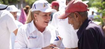 Total respaldo de Villa Cuauhtémoc y Esteros a la reelección de Alma Laura Amparán