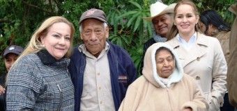 Entrega Alma Laura Amparán dren pluvial en la colonia Lomas de Monte Alto