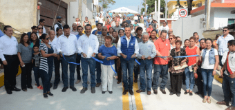 Chucho Nader inauguró la pavimentación de la calle Valentín Gómez Farías