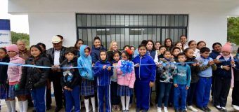 Entrega Alma Laura Amparán módulo de sanitarios en primaria “Benigna Ramírez Silva”