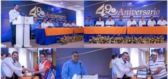 Preside rector festejo por el 49 Aniversario del SUTUAT
