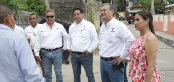 Gerente General de COMAPA SUR Atiende a Vecinos de la Colonia Fray Andrés de Olmos
