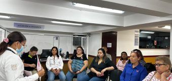 Imparten pláticas en COMAPA Sur en el marco del Mes de la Lucha contra el Cáncer de Mama