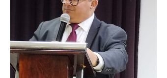 EL ING. JORGE BLADIMIR LÓPEZ BELTRÁN DA A CONOCER LA RENDICION DE CUENTAS ANTE LA COMUNIDAD ESTUDIANTIL Y PADRES DE FAMILIA.