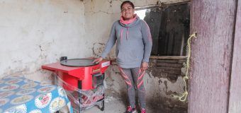 Beneficia DIF Tamaulipas a familias de San Carlos con estufas ecológicas