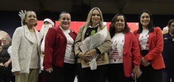 Preside esposa del rector festival navideño de la UAT 2023