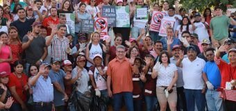 SUMAN ESFUERZOS COLABORADORES DEL AYUNTAMIENTO PARA LIMPIAR LA LAGUNA DEL CHAMPAYÁN