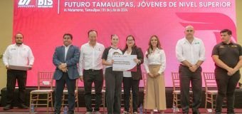 Atestigua secretaria de Educación entrega de 624 becas a estudiantes de la UTM