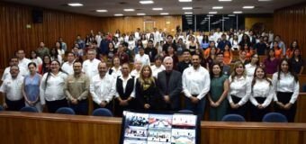 Entrega la UAT becas de excelencia y labor humanista a sus estudiantes