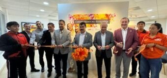 Entrega rector de la UAT equipamiento a universitarios de Nuevo Laredo