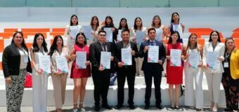 Reciben 17 médicos egresados de la UAT el premio nacional CENEVAL
