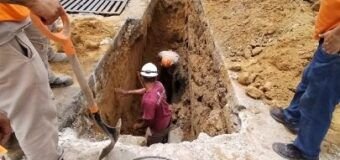 Avanza COMAPA Sur en la rehabilitación de la red sanitaria en beneficio de la comunidad