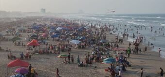 Se consolida playa Miramar, 120 mil visitantes en fin de semana: Erasmo González