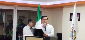Ante padres de familia docentes y autoridades Rinde informe de actividades 2024 – 2025 el Lic. Esteban Zamorano Gutierrez, Director del Cetis 22.
