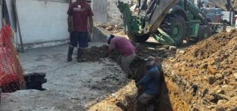 Avanza obra de reparación de colector sanitario en importante sector de Tampico