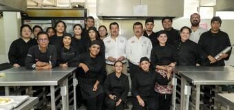 Comparte el rector logros y proyectos con estudiantes de la Facultad de Derecho Victoria