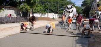 Inicia pavimentación tras concluir la rehabilitación de colector en la colonia Tancol