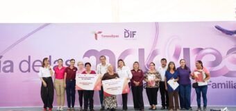 Américo y María celebran a las madres y llevan brigada de servicios a Abasolo