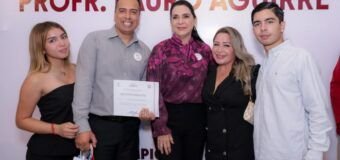 Entrega Mónica Villarreal Medalla al Mérito Educativo “Prof. Lauro Aguirre” 2026