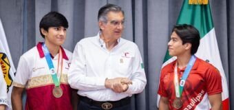 Recibe gobernador a históricos campeones tamaulipecos