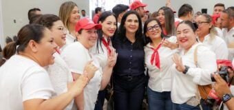 Comparte Mónica Villarreal resultados y avances de su administración ante profesionales de la salud