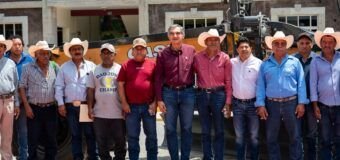 Acuerda Américo programa conjunto para rehabilitar caminos rurales de Jaumave