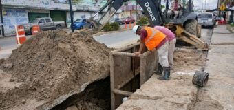 COMAPA SUR avanza en la rehabilitación de la red sanitaria en importante sector