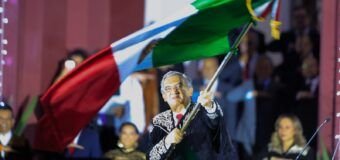 Encabeza Américo tradicional Grito de Independencia desde la capital tamaulipeca